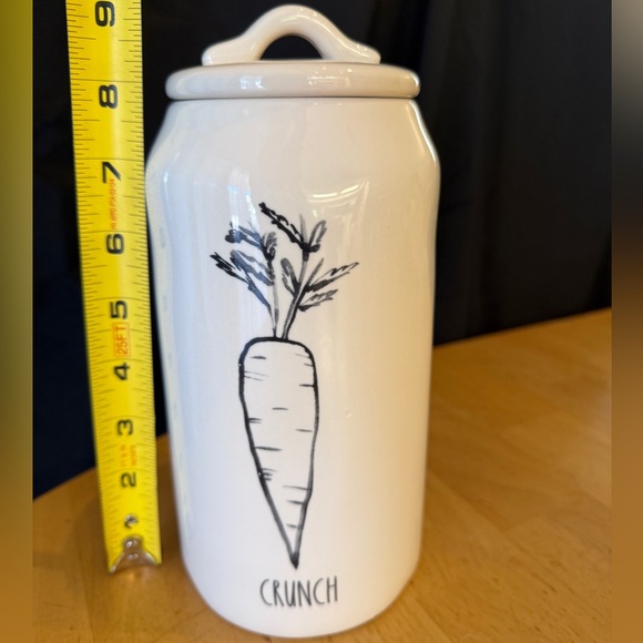 Rae Dunn White Ceramic Farmhouse CRUNCH Carrot Jar With Removable Lid - Picture 2 of 10